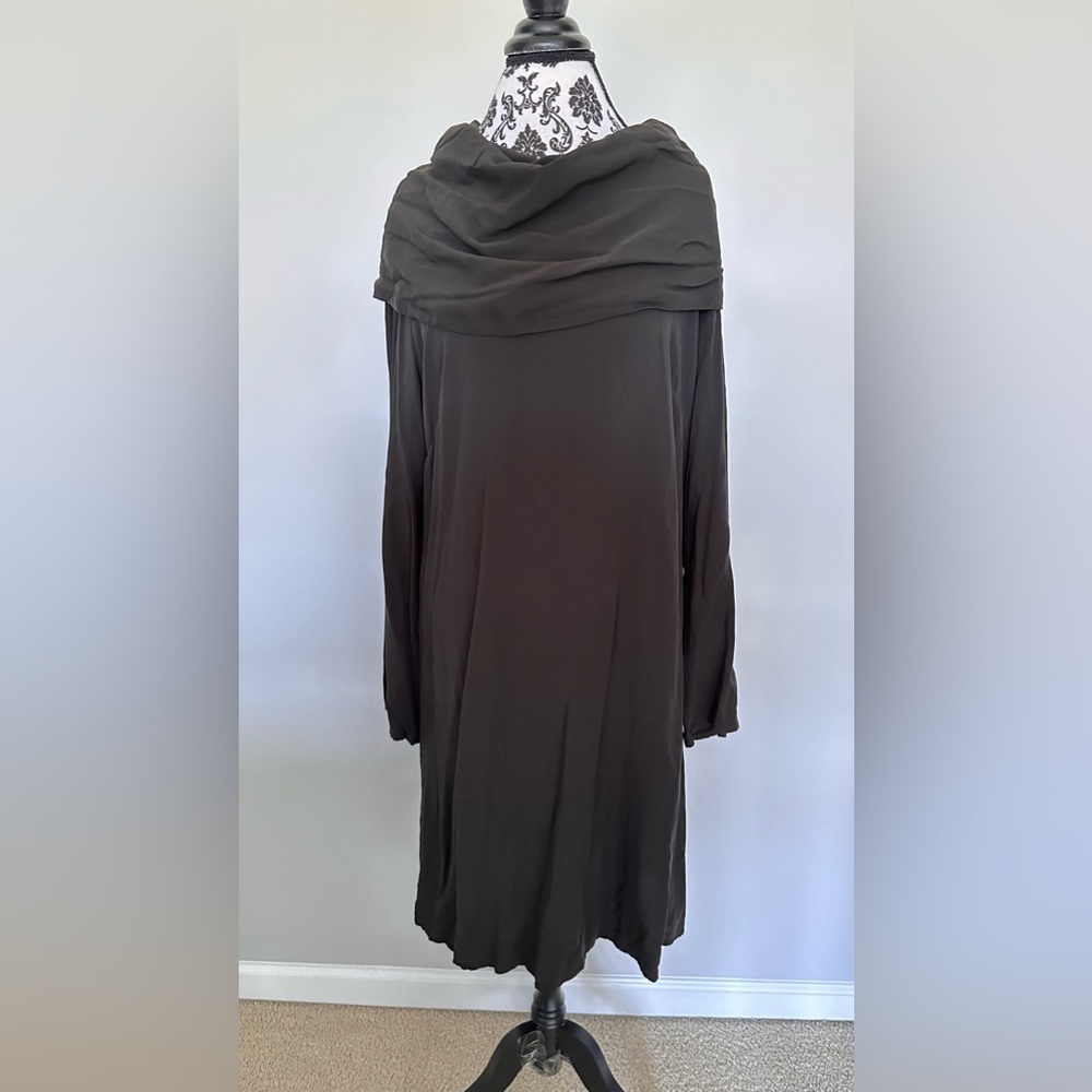 Shukr modest attire Large Tunic kaftan top dark green long modest top